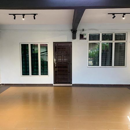 Malim Melaka Homestay エクステリア 写真